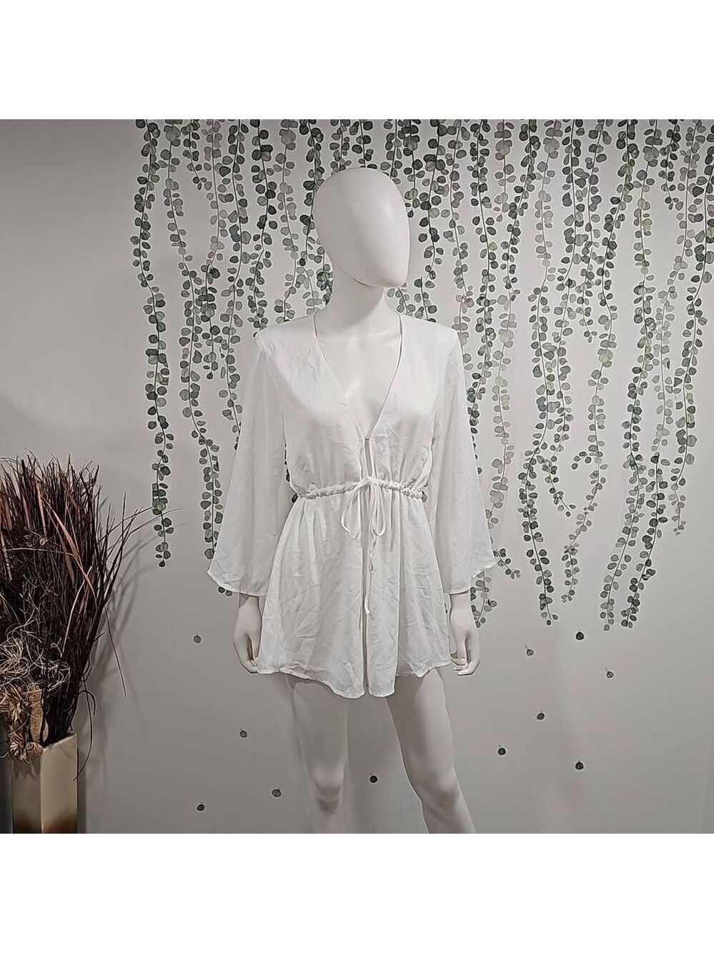NWOT Show Me Your MuMu Roxy Romper - Picture 3 of 10